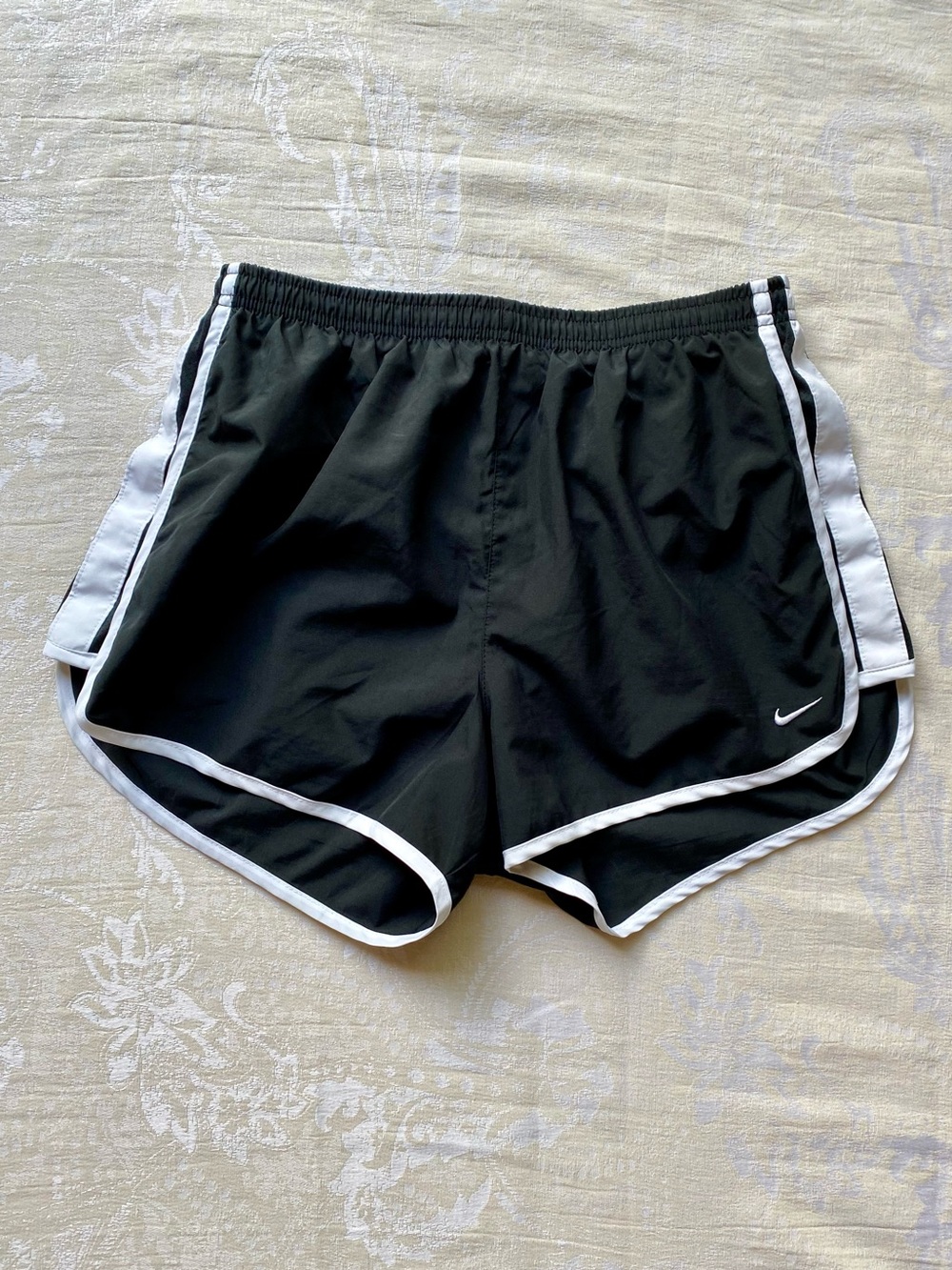 Nike Dri-Fit Athletic Shorts Women’s
